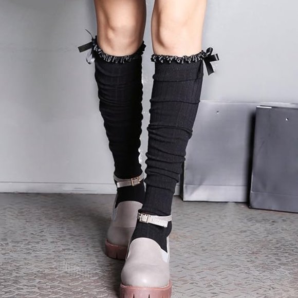 Over the Knee Socks With Satin Bows - Picture 3 of 3